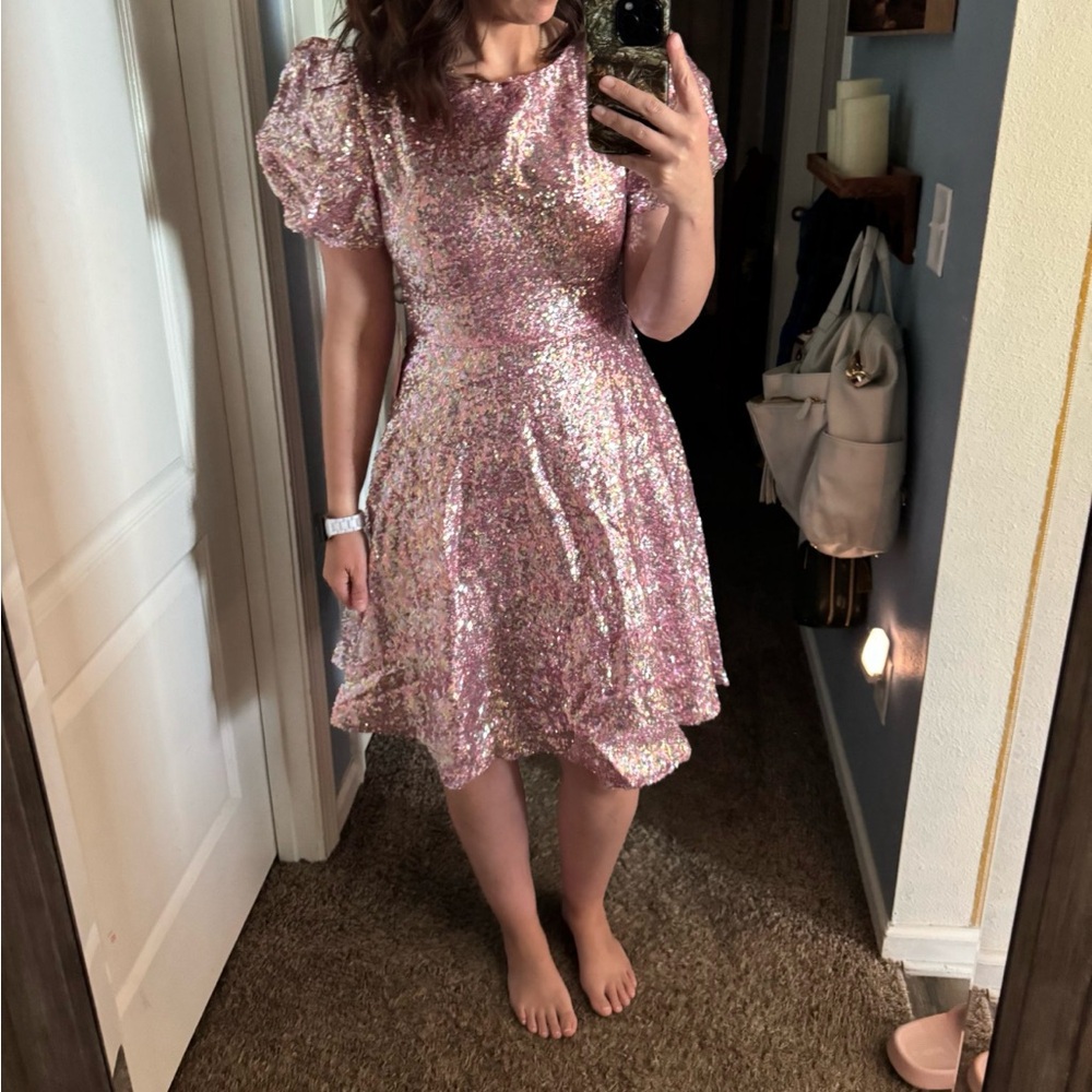 Ivy City - Pink Sequin Puff Sleeve Dress - Picture 7 of 8